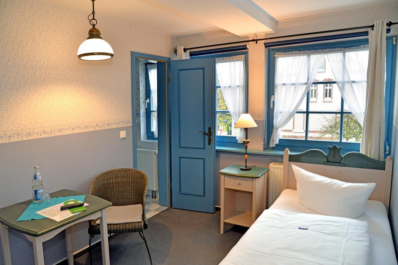 Pension Zum Brauhaus Stralsund Bilik gambar
